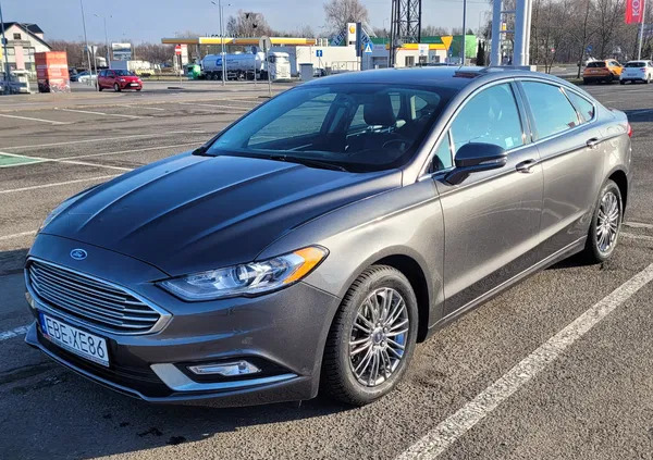 ford fusion łódzkie Ford Fusion cena 53000 przebieg: 132100, rok produkcji 2017 z Bełchatów